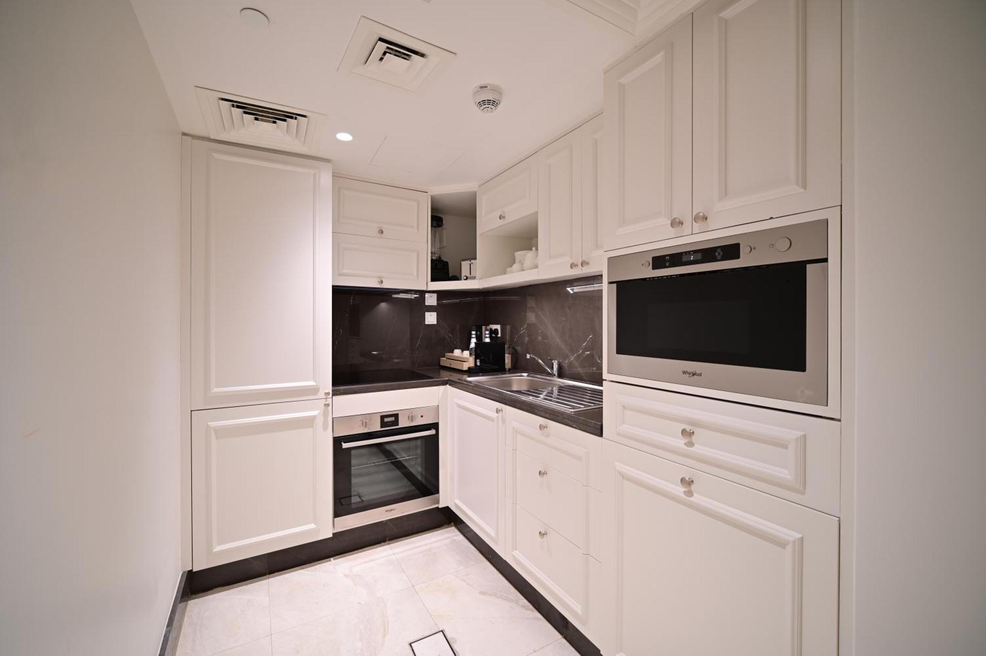 21 High Street Residence By The Torch Доха Екстер'єр фото